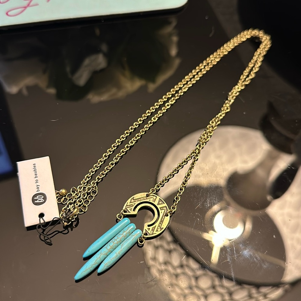 New! Bay to Baubles long necklace